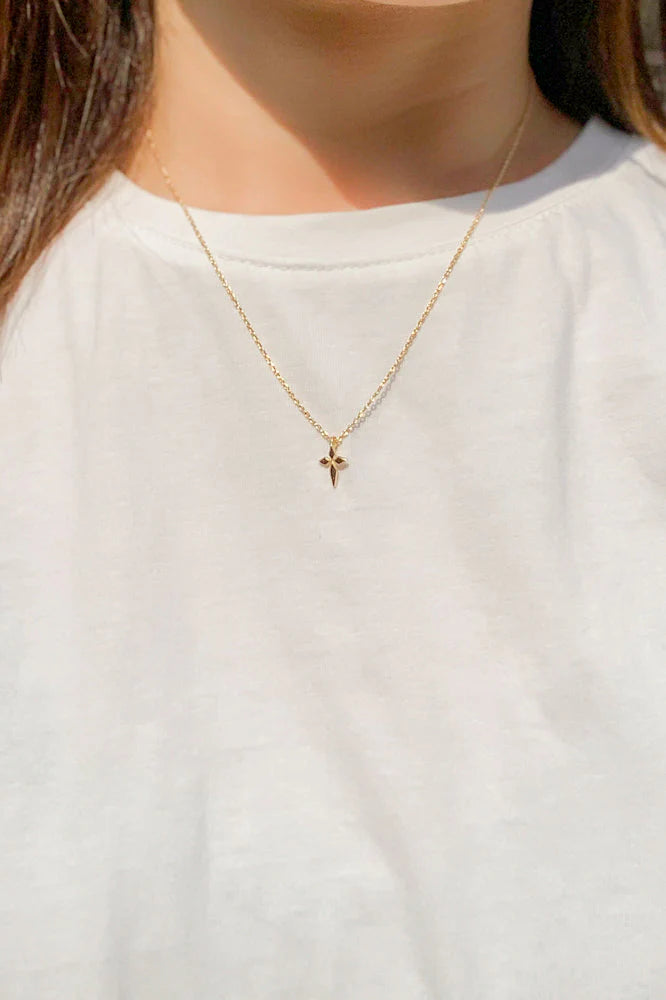 Kira Cross Chain Necklace